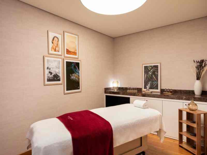 Crans Montana Piscine Spa Au Flocoon By Cinq Mondes crans-montana-piscine-spa-au-flocoon-by-cinq-mondes