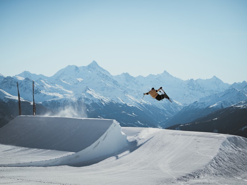 Snowpark et halfpipe Adrenaline