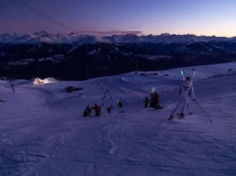 Fiaccolata sugli sci