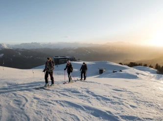 Iniziazione e perfezionamento allo sci alpinismo