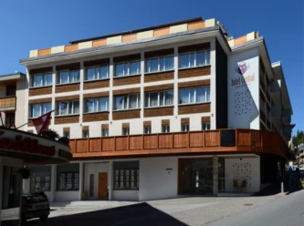H�tel Central | Golf & Relax