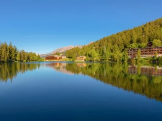Passeggiata intorno ai laghi
