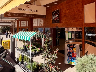 Edelweiss Market Grand Place