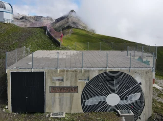 Murmure (Paul Ressencourt and Simon Roche)