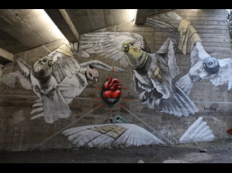 Queenkong (Marco and Vero Schmid)