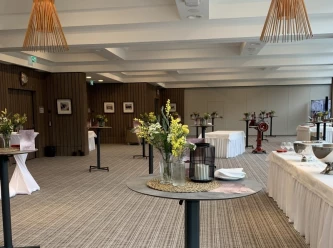 Caf�t�ria & trois salles (3/4/5)