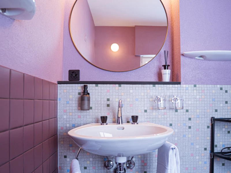 Salle de douche chambre quadruple