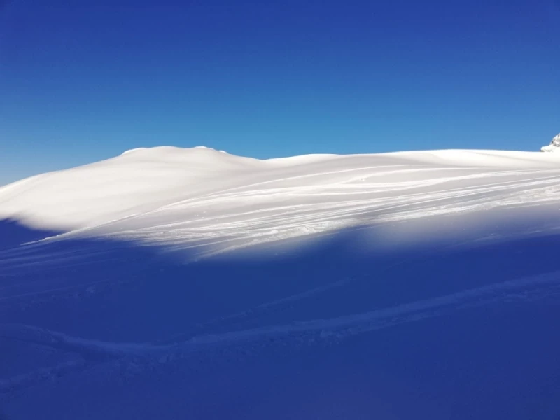 Randonn&eacute;es crans-montana