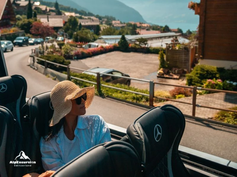Private vehicle for scenic e