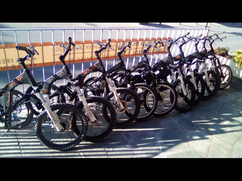 Trottinettes descentes dirt bike skyver valais