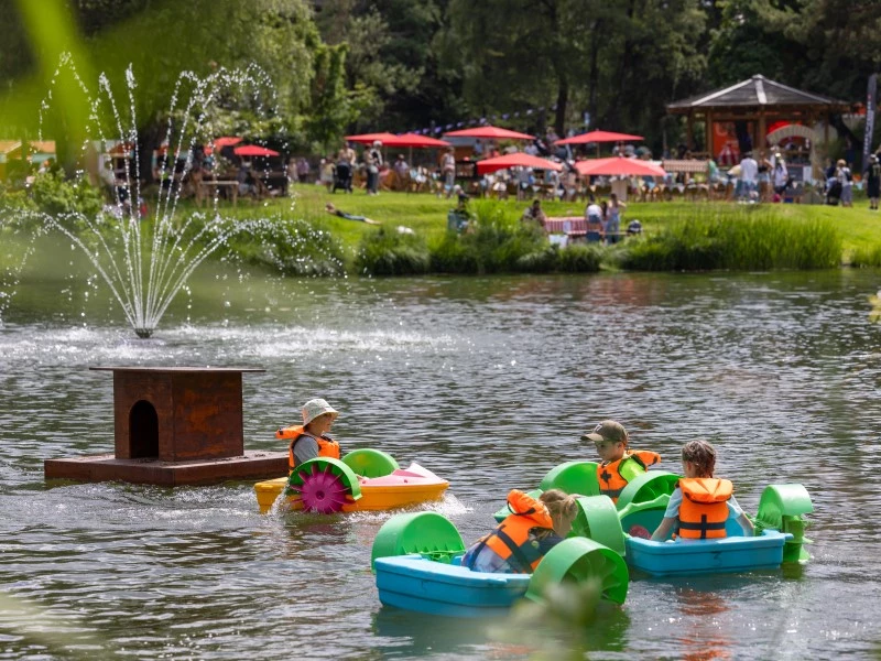 Mini p&eacute;dalos &copy;Maxime Aliaga