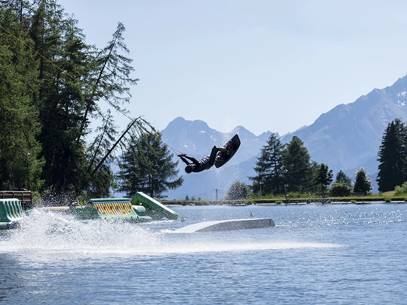 Wakeboard-Beachclub-Crans-Montana-PatGuller