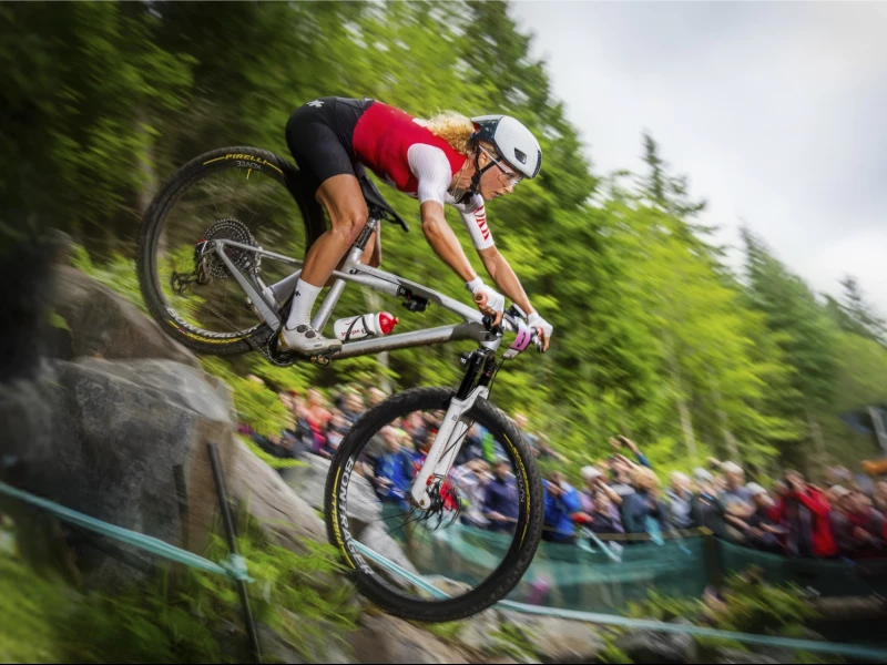 Jolanda Neff &copy;Maxime Schmid