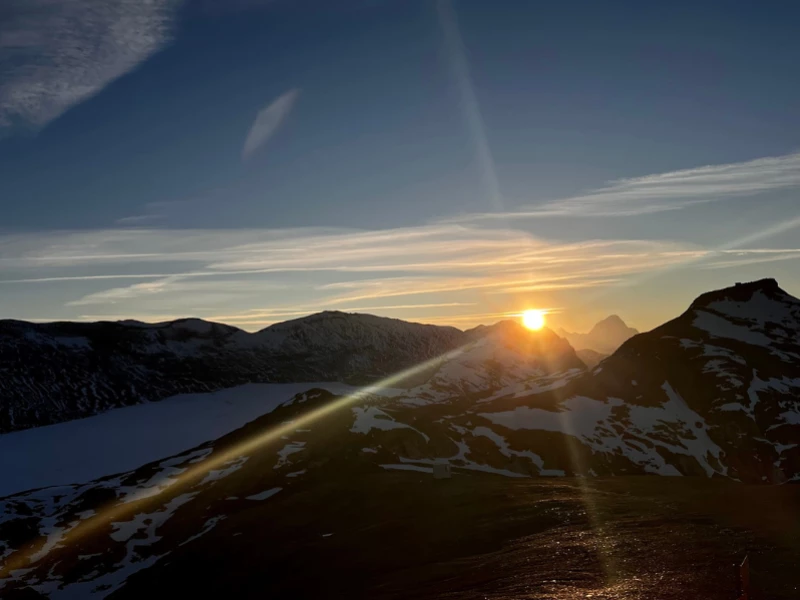 Lever de soleil � la Plaine Morte