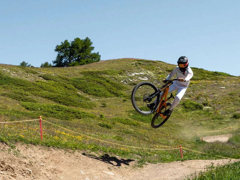 Activit�s journali�res bike school - DH PERFORMANCE pour 10 -16 ans